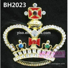 crown pageant pin